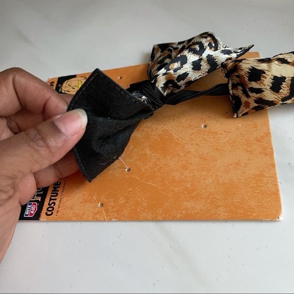 Animal Print Costume Tail & Tie Party Set - Picture 5 of 9